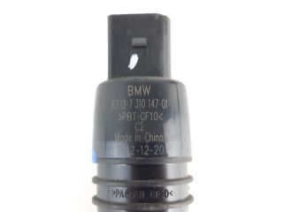 bontott BMW 5 G30 Első Ablakmosó Szivattyú