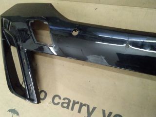 bontott BMW 5 G30 Első Lökhárító Alsó Középső Díszrács