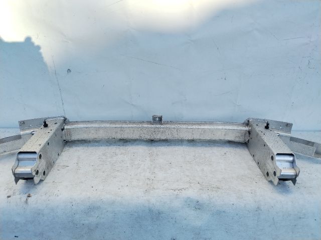 bontott BMW 5 G30 Első Lökhárító Merevítő (Fém)