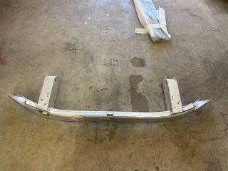 bontott BMW 5 G30 Első Lökhárító Merevítő (Fém)