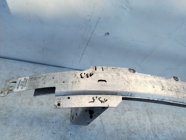 bontott BMW 5 G30 Első Lökhárító Merevítő (Fém)