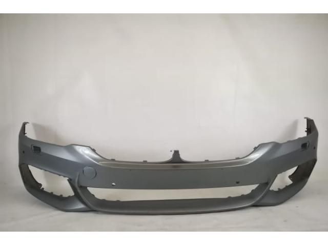 bontott BMW 5 G30 Első Lökhárító (Részeivel)