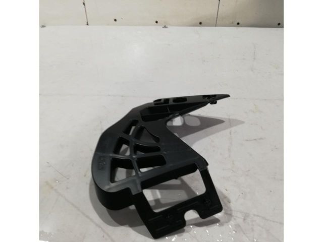 bontott BMW 5 G30 Első Lökhárító Tartó Felső