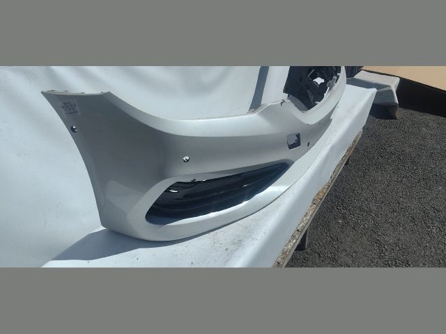 bontott BMW 5 G30 Első Lökhárító (Üresen)