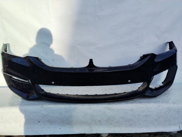 bontott BMW 5 G30 Első Lökhárító (Üresen)