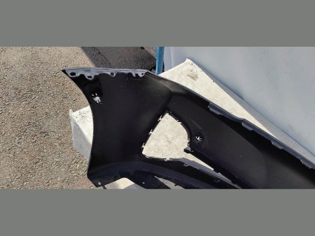 bontott BMW 5 G30 Első Lökhárító (Üresen)