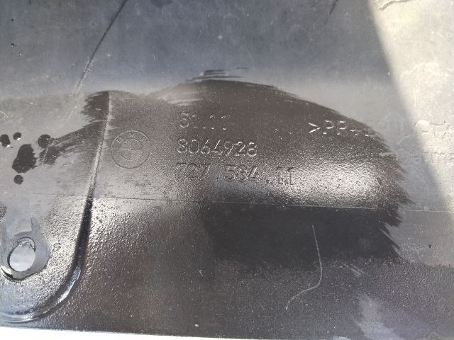 bontott BMW 5 G30 Első Lökhárító (Üresen)