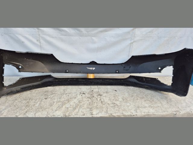 bontott BMW 5 G30 Első Lökhárító (Üresen)