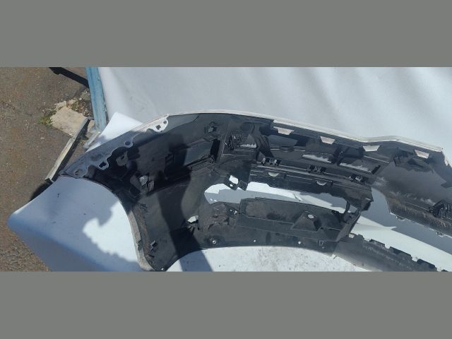 bontott BMW 5 G30 Első Lökhárító (Üresen)