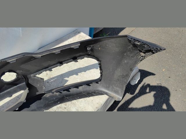 bontott BMW 5 G30 Első Lökhárító (Üresen)