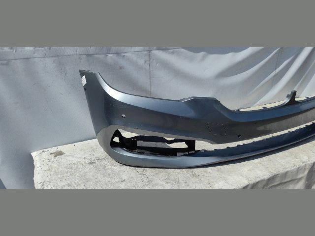 bontott BMW 5 G30 Első Lökhárító (Üresen)