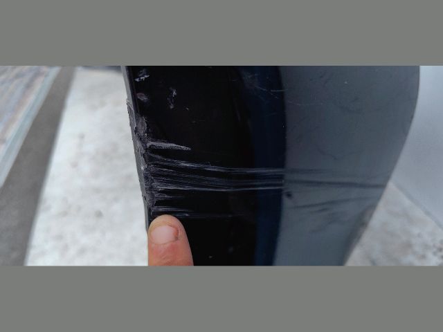 bontott BMW 5 G30 Első Lökhárító (Üresen)