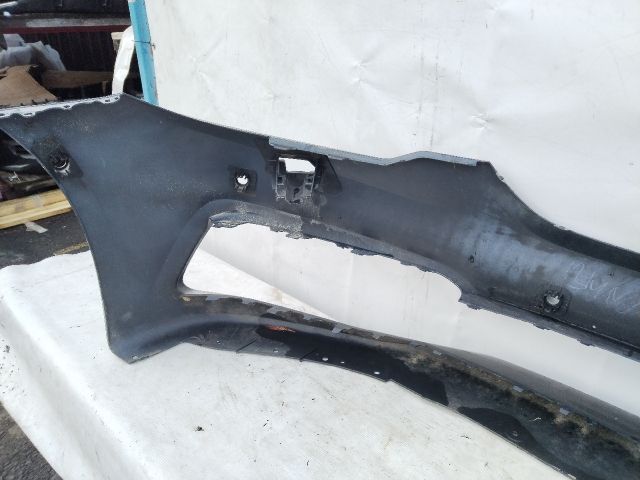 bontott BMW 5 G30 Első Lökhárító (Üresen)