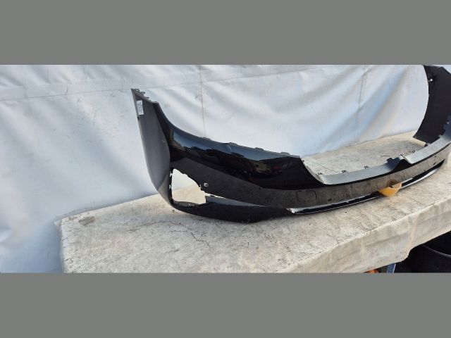 bontott BMW 5 G30 Első Lökhárító (Üresen)