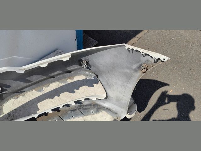 bontott BMW 5 G30 Első Lökhárító (Üresen)