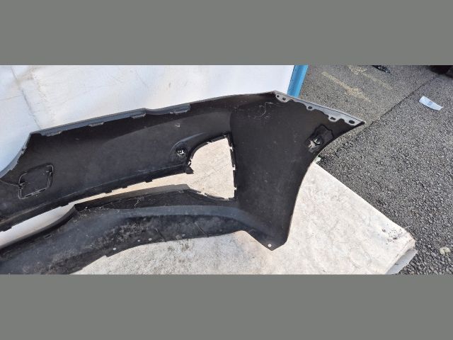 bontott BMW 5 G30 Első Lökhárító (Üresen)