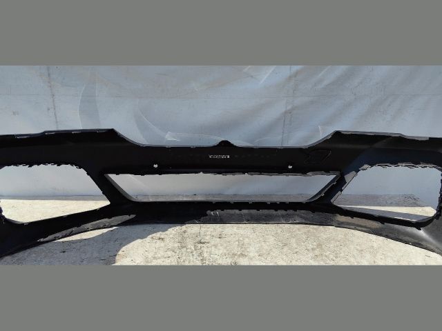 bontott BMW 5 G30 Első Lökhárító (Üresen)