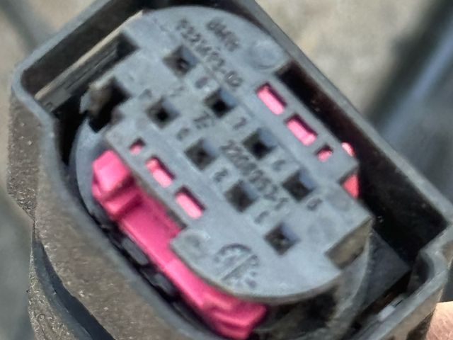 bontott BMW 5 G30 Első Tolatóradar Kábelköteg