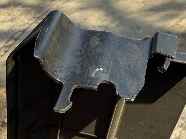 bontott BMW 5 G30 Felső Hűtő Légterelő