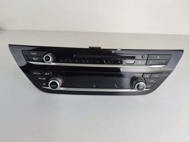 bontott BMW 5 G30 Fűtéskapcsoló (digit klímás)