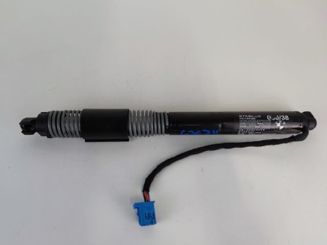 bontott BMW 5 G30 Gázrugós Kitámasztó Teleszkóp Csomagtérajtó Jobb