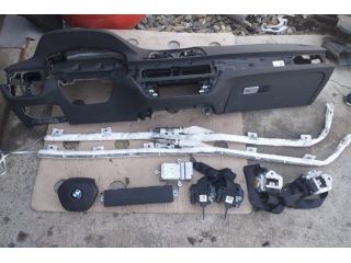 bontott BMW 5 G30 Hátsó középső Szellőző