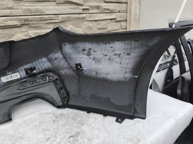 bontott BMW 5 G30 Hátsó Lökhárító (Üresen)