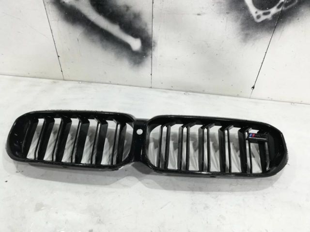 bontott BMW 5 G30 Hűtőrács