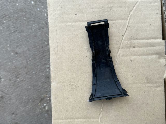 bontott BMW 5 G30 Hűtőrács