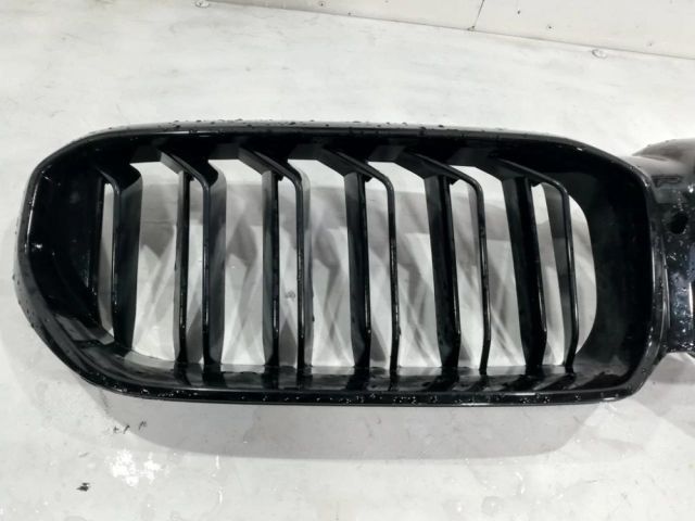 bontott BMW 5 G30 Hűtőrács