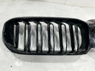 bontott BMW 5 G30 Hűtőrács