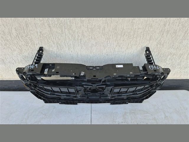 bontott BMW 5 G30 Hűtőrács