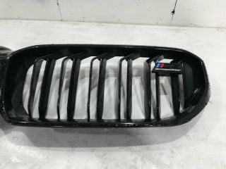 bontott BMW 5 G30 Hűtőrács
