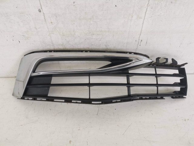 bontott BMW 5 G30 Hűtőrács