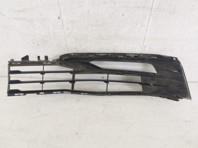 bontott BMW 5 G30 Hűtőrács