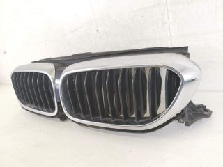 bontott BMW 5 G30 Hűtőrács