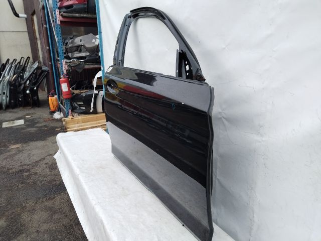 bontott BMW 5 G30 Jobb első Ajtó (Üres lemez)