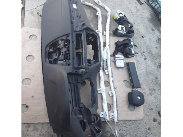 bontott BMW 5 G30 Jobb első Ajtó (Üres lemez)