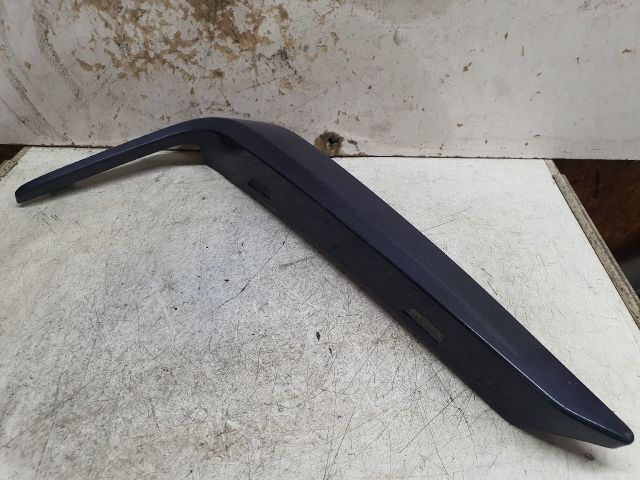 bontott BMW 5 G30 Jobb első Lökhárító Díszléc