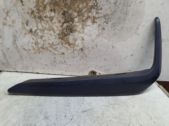 bontott BMW 5 G30 Jobb első Lökhárító Díszléc