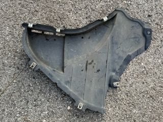 bontott BMW 5 G30 Jobb első Lökhárító Vakborítás