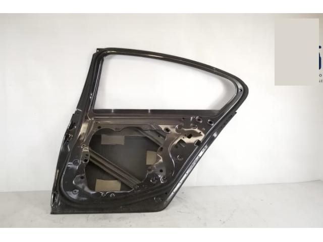 bontott BMW 5 G30 Jobb hátsó Ajtó (Üres lemez)