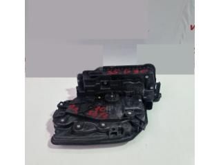 bontott BMW 5 G30 Jobb hátsó Ajtózár