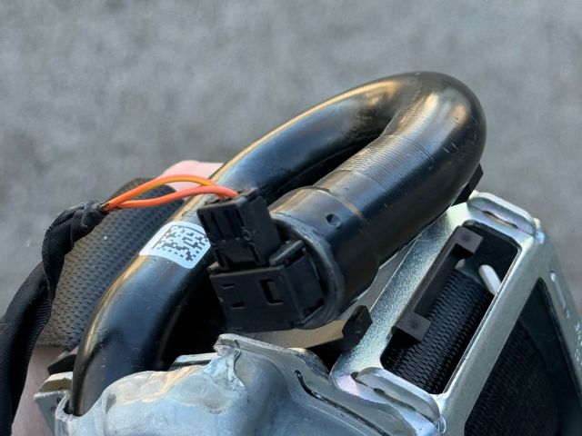 bontott BMW 5 G30 Jobb hátsó Biztonsági Öv