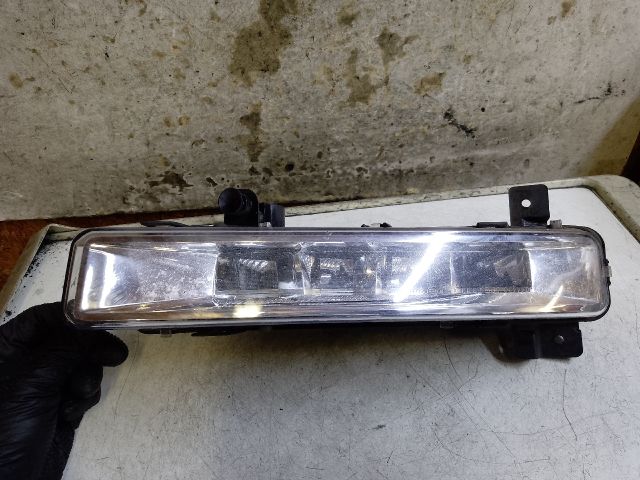 bontott BMW 5 G30 Jobb Ködfényszóró