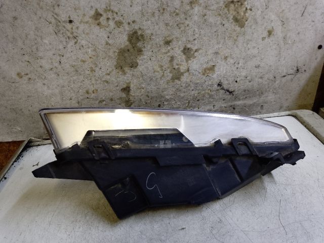 bontott BMW 5 G30 Jobb Ködfényszóró