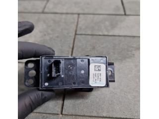 bontott BMW 5 G30 Kézifék Kapcsoló