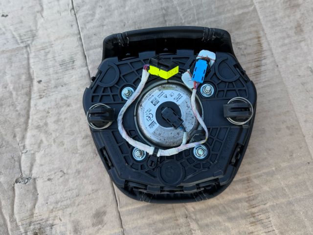 bontott BMW 5 G30 Kormánylégzsák