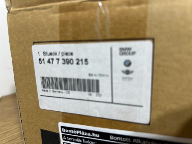 bontott BMW 5 G30 Küszöb Burkolat