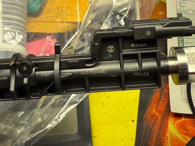 bontott BMW 5 G30 Porlasztó (1 db)